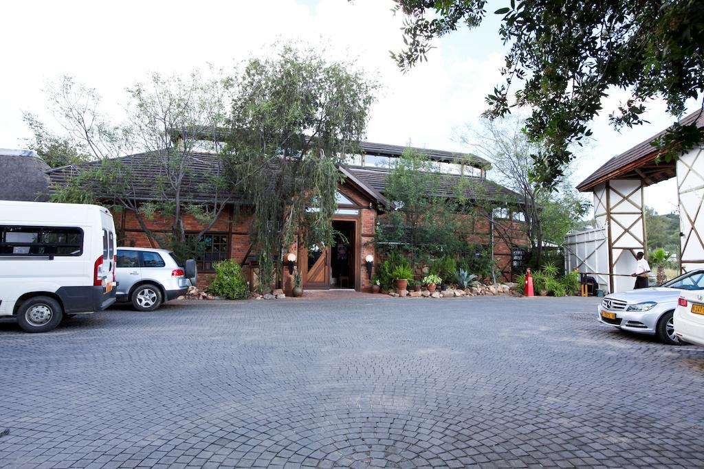 Roof Of Africa Hotel Виндхук Экстерьер фото