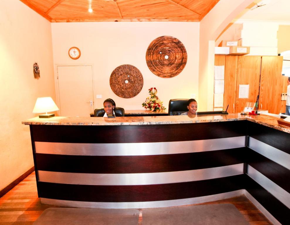Roof Of Africa Hotel Виндхук Экстерьер фото